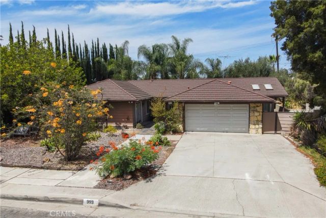 993 Verona, Fullerton, CA 92835