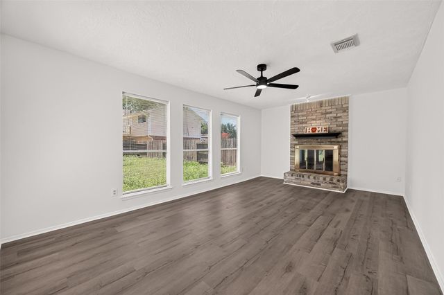15511 Sungold Court, Houston, TX 77095