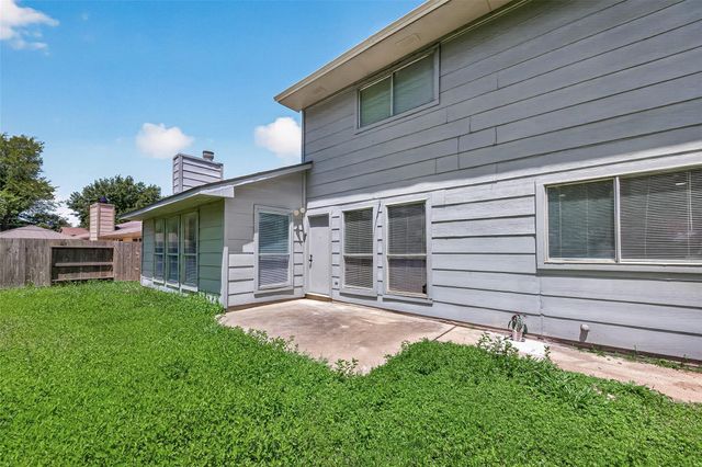 15511 Sungold Court, Houston, TX 77095