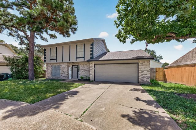 15511 Sungold Court, Houston, TX 77095