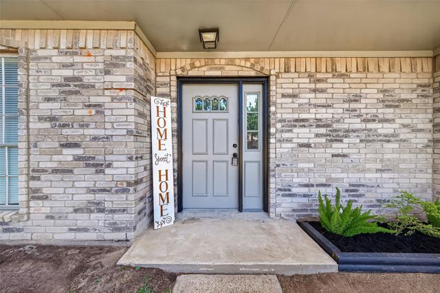 15511 Sungold Court, Houston, TX 77095