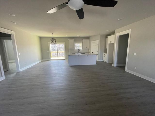 1 Didcot Lane, Bella Vista, AR 72714