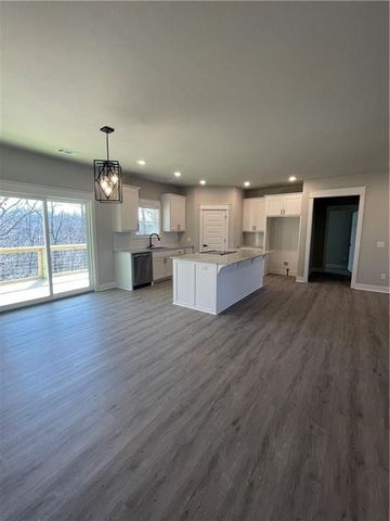 1 Didcot Lane, Bella Vista, AR 72714