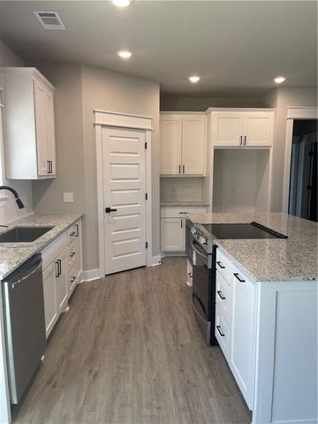 1 Didcot Lane, Bella Vista, AR 72714