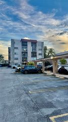 3640 NW 9th St 405, Miami, FL 33125