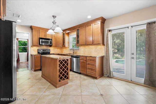 2049 ALPHA Court, Orange Park, FL 32073