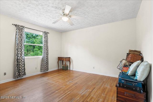 2049 ALPHA Court, Orange Park, FL 32073