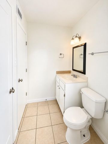5200 Michaux Street 6, Houston, TX 77009