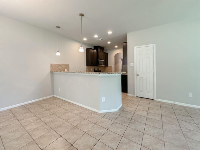 105 Camelot Place Court, Conroe, TX 77304