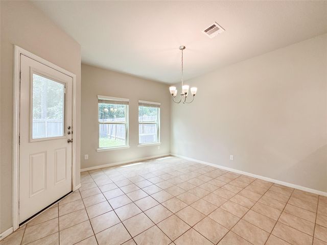 105 Camelot Place Court, Conroe, TX 77304