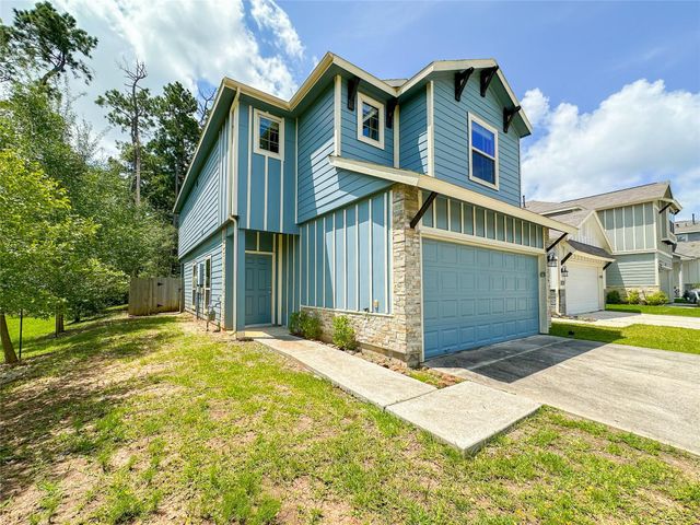 105 Camelot Place Court, Conroe, TX 77304