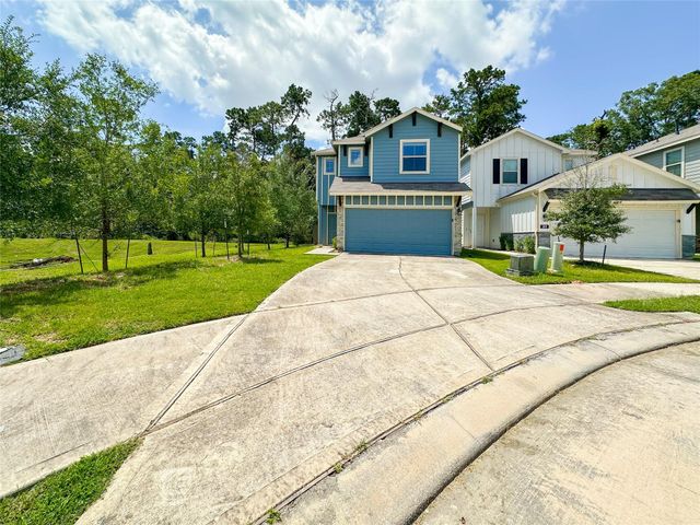 105 Camelot Place Court, Conroe, TX 77304