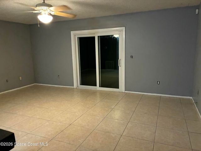 890 Serenade Street NW, Palm Bay, FL 32907