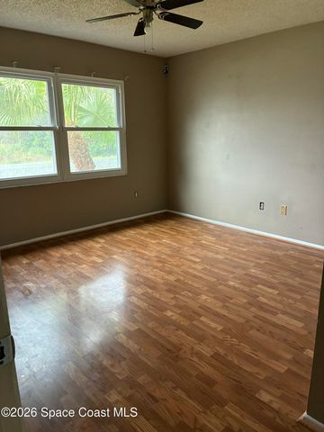 890 Serenade Street NW, Palm Bay, FL 32907