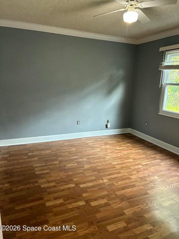 890 Serenade Street NW, Palm Bay, FL 32907