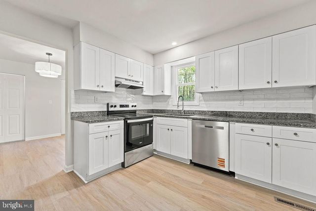 28494 EDDINGS RD, Rhoadesville, VA 22542