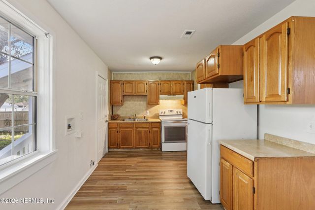 1617 CAMPUS Street, Jacksonville, FL 32209