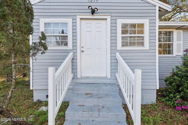 1617 CAMPUS Street, Jacksonville, FL 32209