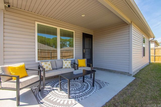 1282 Agogo Lane, Conway, AR 72034