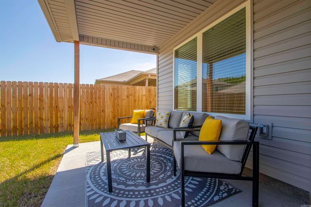 1282 Agogo Lane, Conway, AR 72034