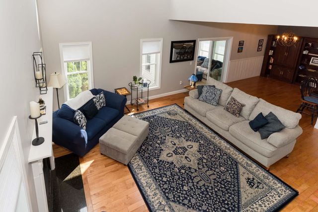 22 Eastridge Drive, Peterborough, NH 03458