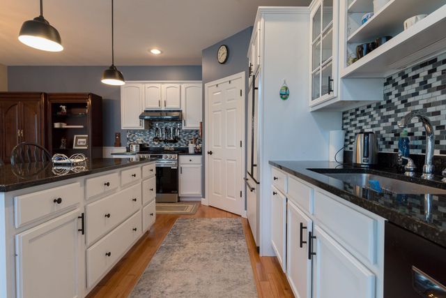 22 Eastridge Drive, Peterborough, NH 03458