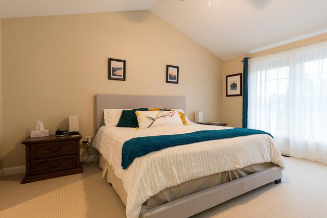 22 Eastridge Drive, Peterborough, NH 03458
