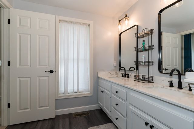 22 Eastridge Drive, Peterborough, NH 03458