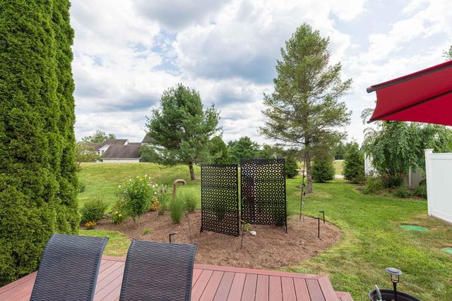22 Eastridge Drive, Peterborough, NH 03458
