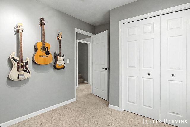 12018 Russell Ridge, Cedar Springs, MI 49319