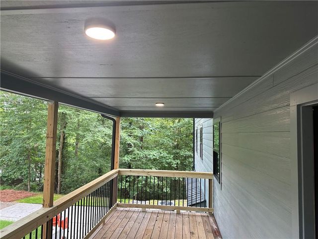 4522 Bartow Carver Road SE, Acworth, GA 30102