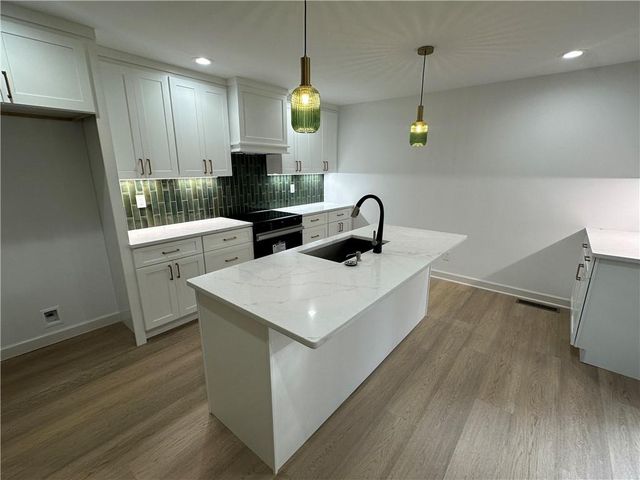 4522 Bartow Carver Road SE, Acworth, GA 30102