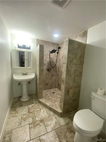 912 Max Drive, Elsa, TX 78543