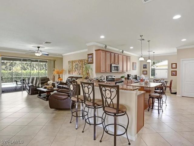 8143 Monticello CT, Naples, FL 34104