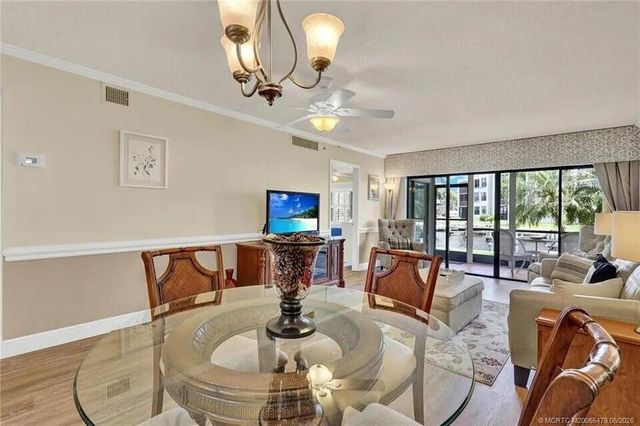 1950 SW Palm City Road 2-102, Stuart, FL 34994