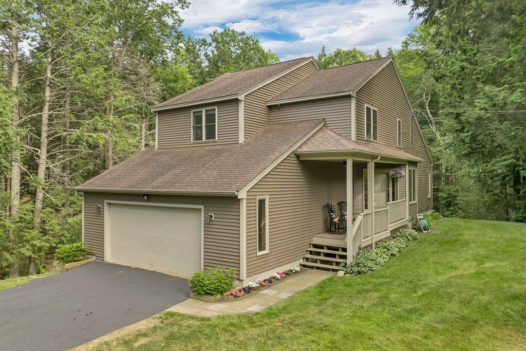 125 Deer Ridge Drive, Barrington, NH 03825