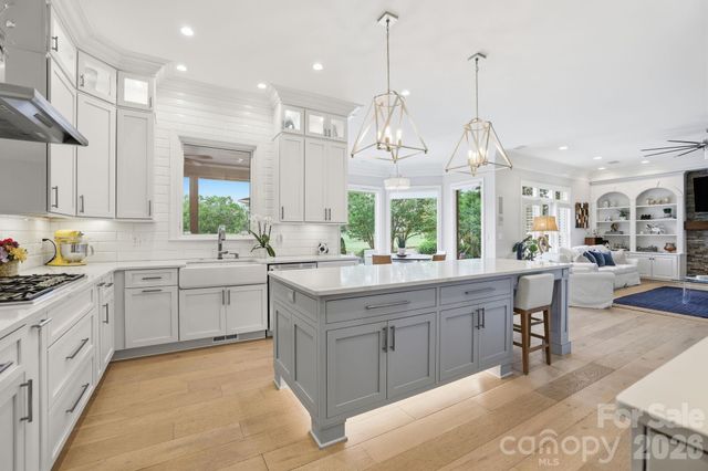 12503 Three Lakes Drive, Charlotte, NC 28277