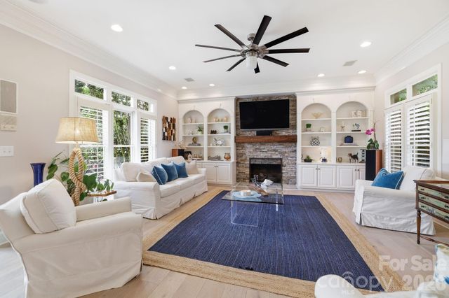 12503 Three Lakes Drive, Charlotte, NC 28277