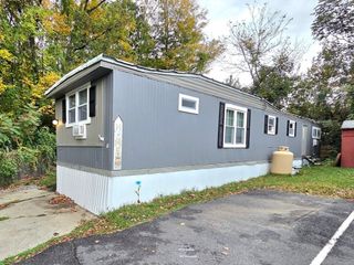 229 Miller St F13, Ludlow, MA 01056