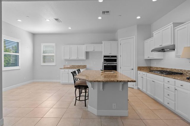 1017 Kumara, Manteca, CA 95337