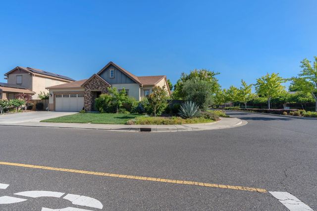 1017 Kumara, Manteca, CA 95337