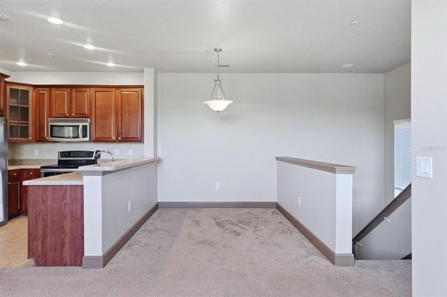 8098 MOONSTONE DRIVE 17-203, Sarasota, FL 34233