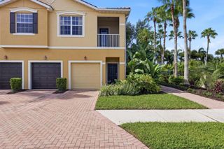 8098 MOONSTONE DRIVE 17-203, Sarasota, FL 34233