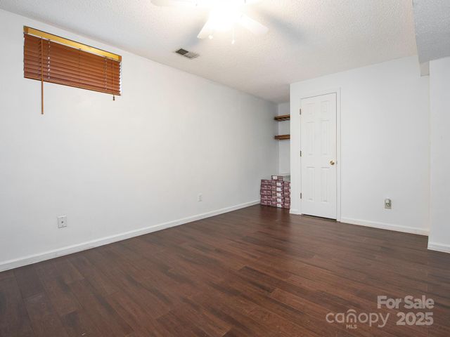 9633 Green Gable Court, Charlotte, NC 28270