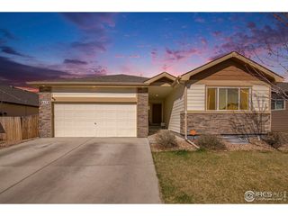 6479 Black Hills Ave, Loveland, CO 80538