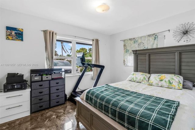 7211 NW 76th St, Tamarac, FL 33321