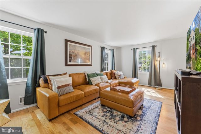 6014 TICONDEROGA CT, Burke, VA 22015