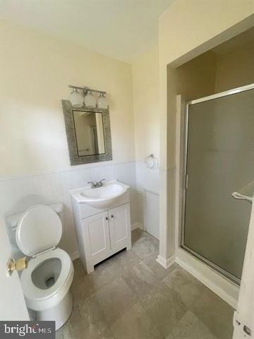 13008 WOODBURN DR, Hagerstown, MD 21742