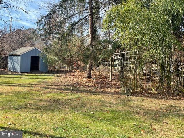 13008 WOODBURN DR, Hagerstown, MD 21742