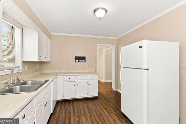 2909 Briarwood Boulevard, East Point, GA 30344
